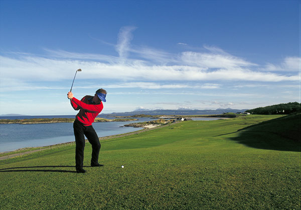  Scottish Highlands Golf Course 
